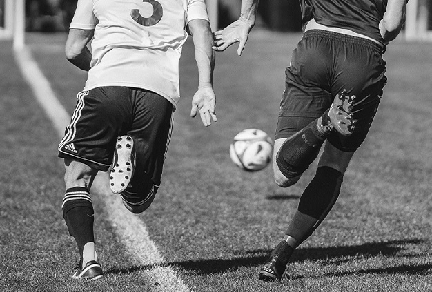 Piłka wpadająca do siatki